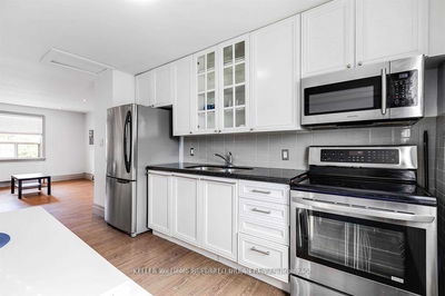 Unit Upper — 2286 Dufferin St, Toronto - Caledonia-Fairbank image-0-4