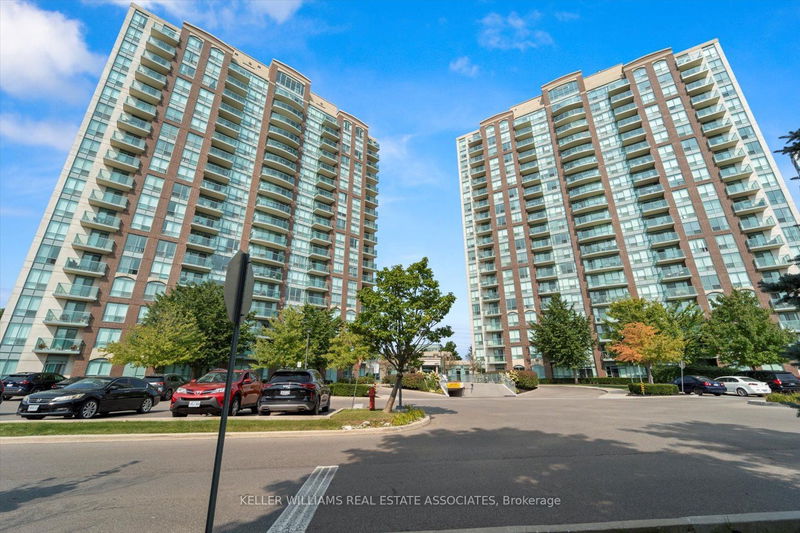 4879 Kimbermount Ave #401, Mississauga, Ontario (MLS W10433962)