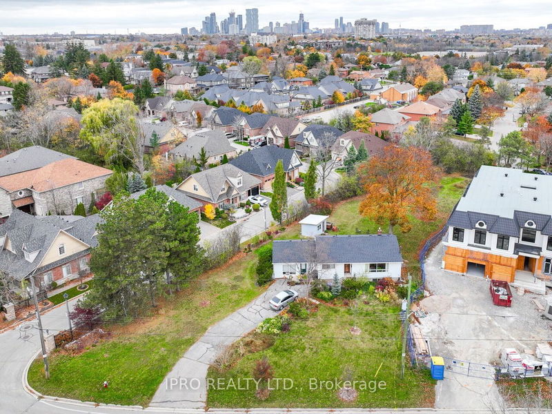 home for sale on 2407 Old Carriage Road