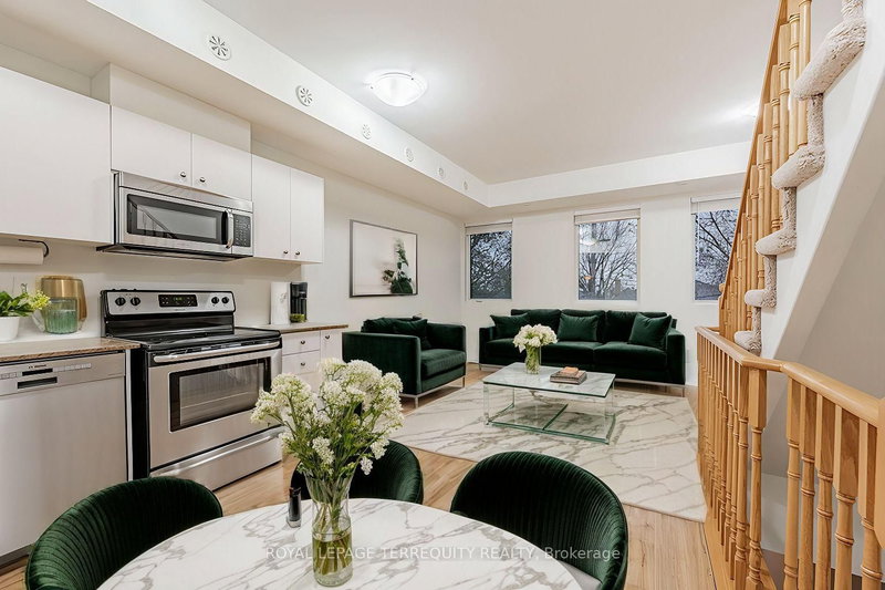 57 - 68 Winston Park Blvd, Toronto, M3K 1C3 | Image 3