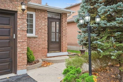 560 MARLATT Dr, Oakville - River Oaks image-0-4
