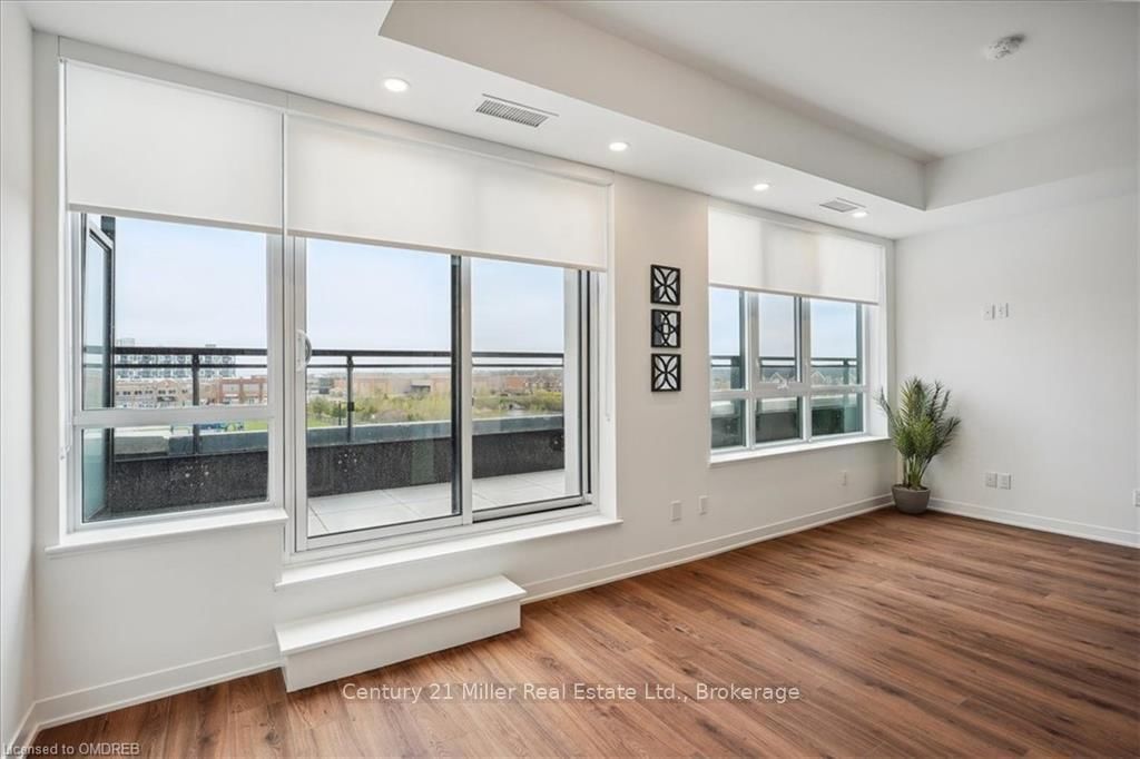 405 DUNDAS Street W, Unit 302 - Photo 16