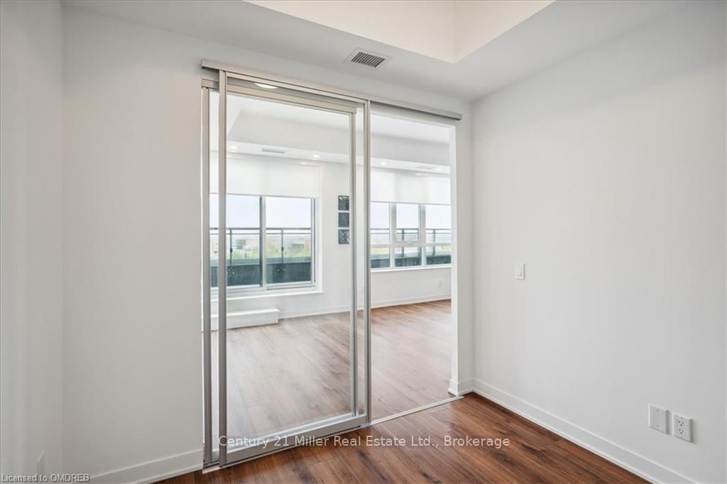 405 DUNDAS Street W, Unit 302 - Photo 27