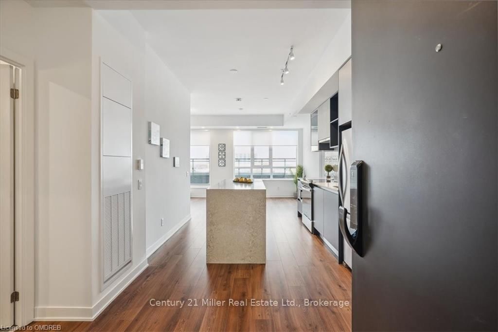 405 DUNDAS Street W, Unit 302 - Photo 8