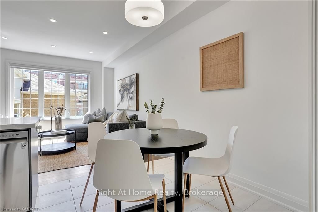 4020 POST Road, Unit 2 - Photo 17