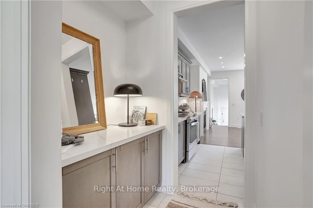 4020 POST Road, Unit 2 - Photo 18