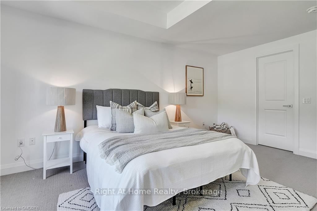 4020 POST Road, Unit 2 - Photo 27