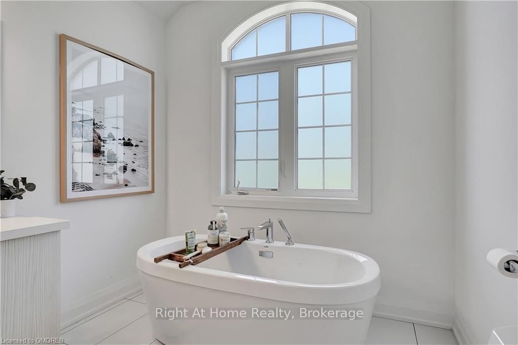 4020 POST Road, Unit 2 - Photo 31