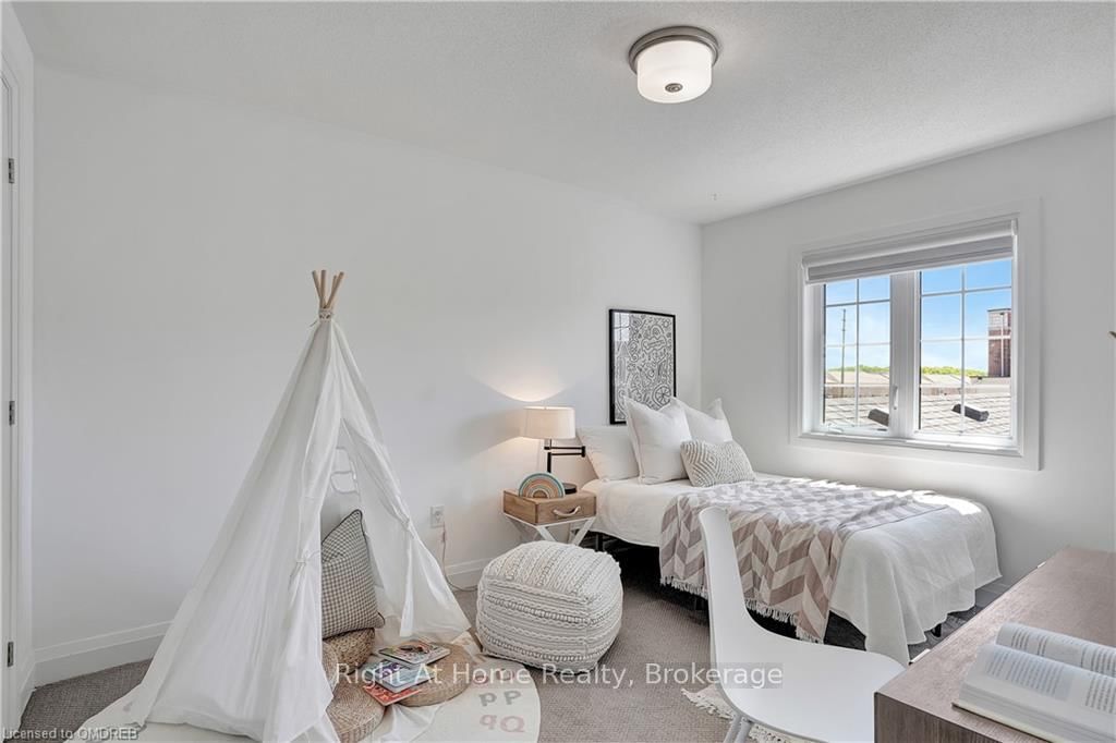 4020 POST Road, Unit 2 - Photo 33