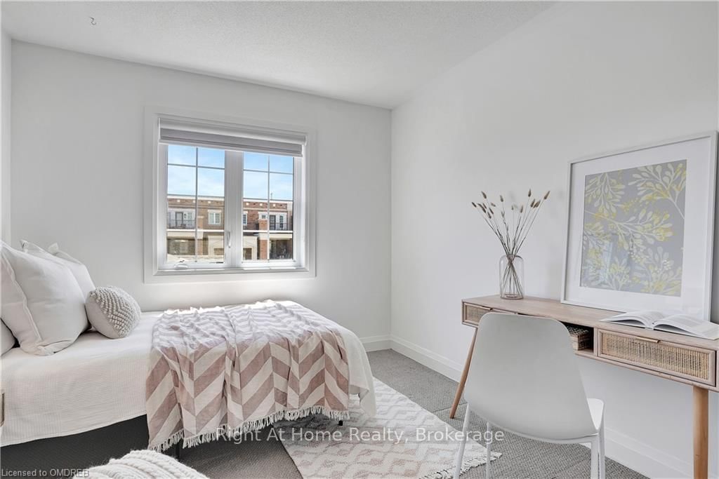 4020 POST Road, Unit 2 - Photo 35