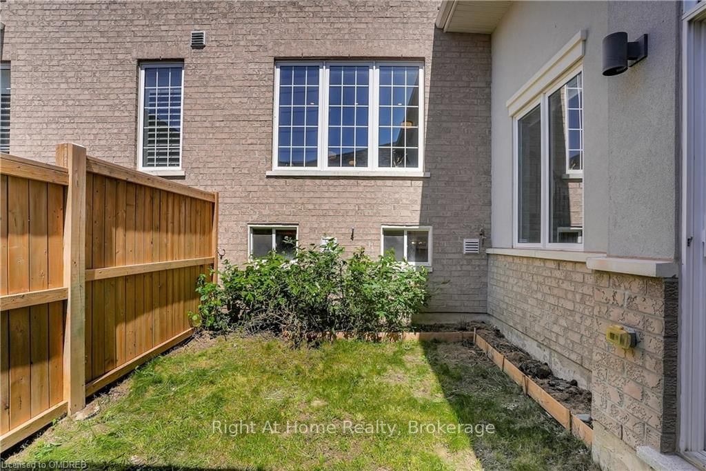 4020 POST Road, Unit 2 - Photo 42