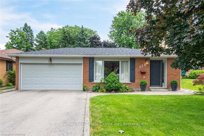 Detached House sold at 238 LAURIER Avenue, Milton, Ontario, L9T 3V6 - Bronte Meadows - MLS: W10444858