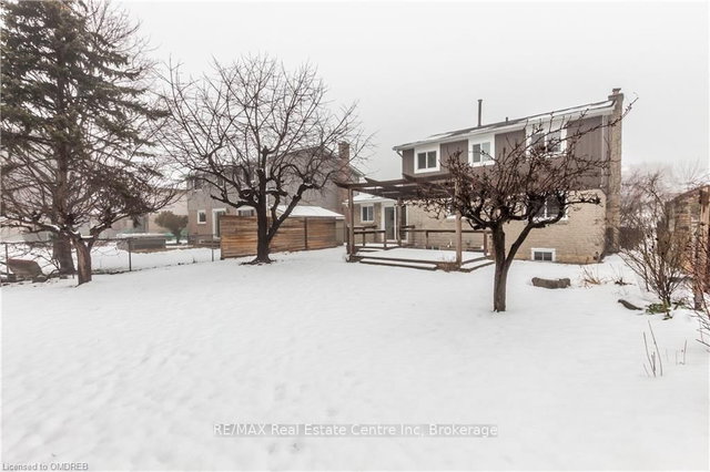 762 FROBISHER Boulevard