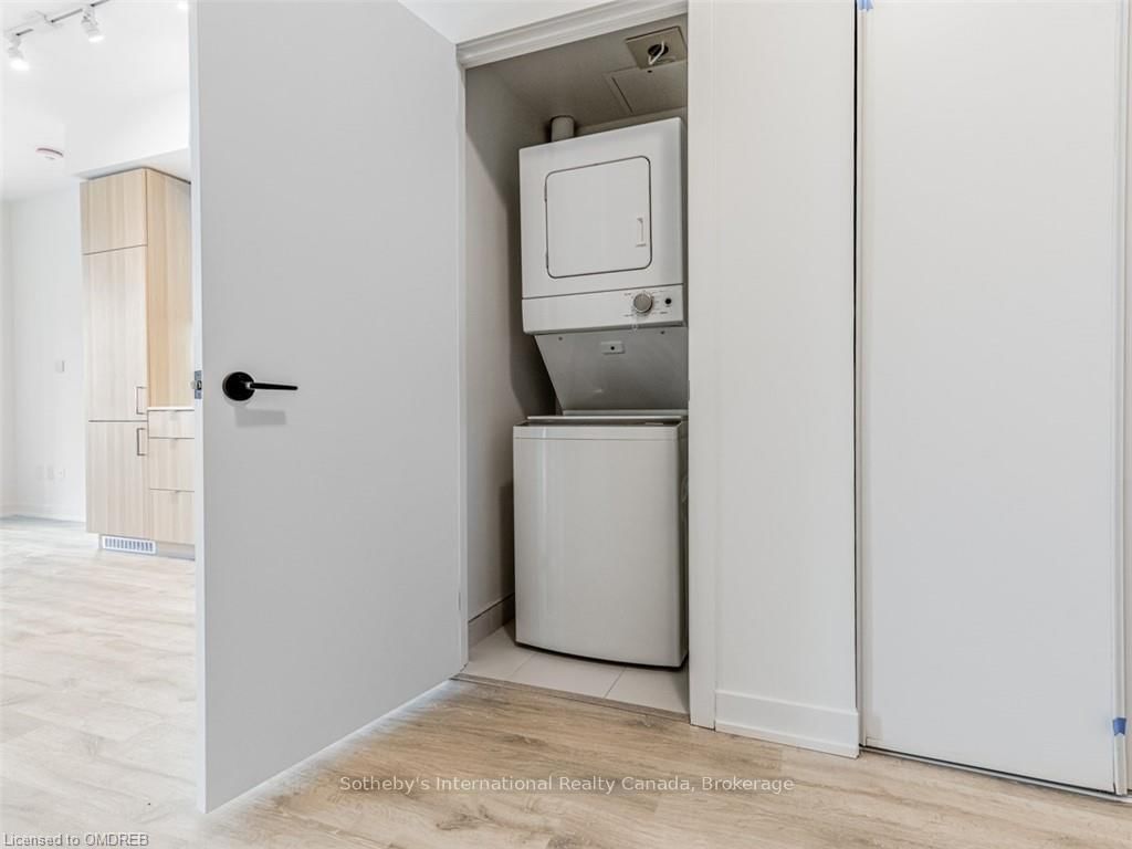 220 MISSINNIHE Way, Unit 902 - Photo 25