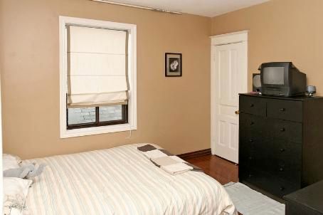 154 Day Ave, Toronto, M6E3W3 | Image 3