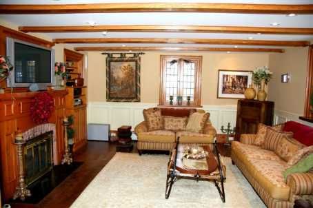 365 Queen St S, Mississauga, L5M1M3 | Image 2