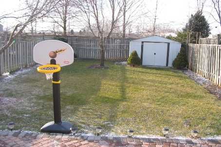 3403 Chartrand Cres, Mississauga, L5L4C6 | Image 3