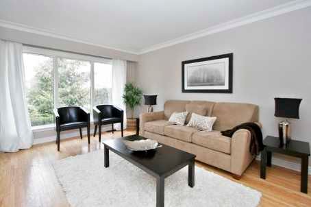 518 Third Line, Oakville, L6L4A7 | Image 2