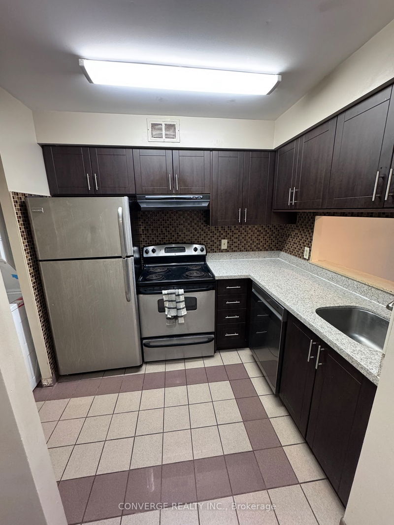 home for lease on 106-2470 Eglinton Avenue W