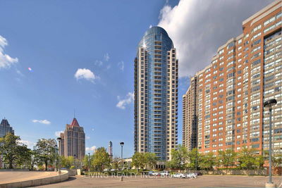 Condo leased at 2203-330 Burnhamthorpe Road, Mississauga, City Centre, L5B 0E1 - MLS: W10874996