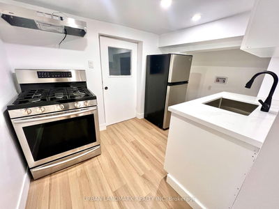 Unit Lower — 70 Ford St, Toronto - Weston-Pellam Park image-0-2