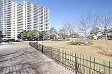 Unit 408 — 370 Dixon Rd, Toronto - Kingsview Village-The Westway image-0-1
