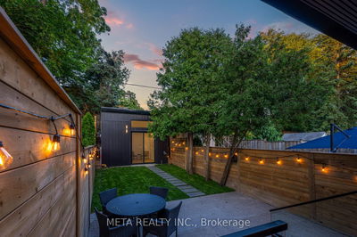 343 Indian Grve, Toronto - High Park North image-0-3