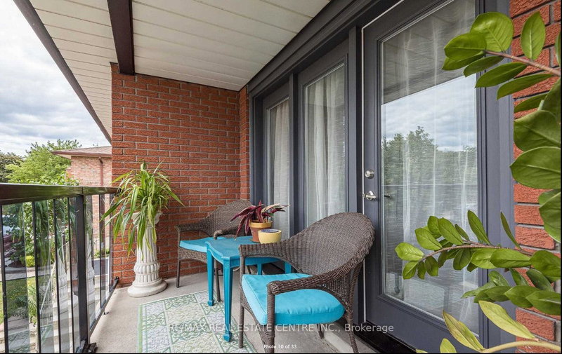 Main - 115 Antigua Rd, Mississauga, L5B 2T8 | Image 2