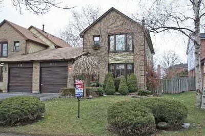 Semi-Detached House sold at 823 Laurier Avenue, Milton, Ontario, L9T4H4 - Timberlea - MLS: W1097225