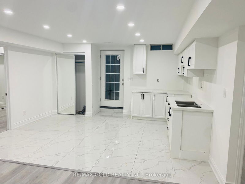 home for lease on BSMT-9 Sugar Pearl Road
