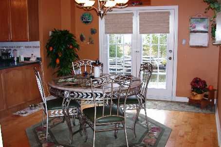 15 Trillium Terr, Halton Hills, L7J2W8 | Image 3