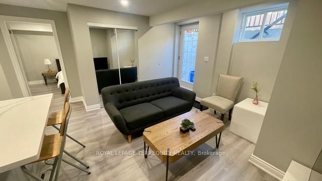 BSMNT - 210 Zachary Cres, Oakville, L6H 0W2 | Image 2