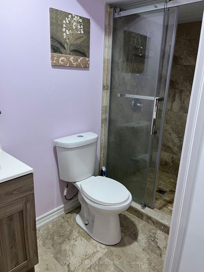 Unit Bsmt — 5091 Sunray Dr, Mississauga - Hurontario image-0-2