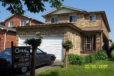 Detached House sold at 63 Ebby Avenue, Brampton, Ontario, L6Z3T7 - Heart Lake West - MLS: W1124556