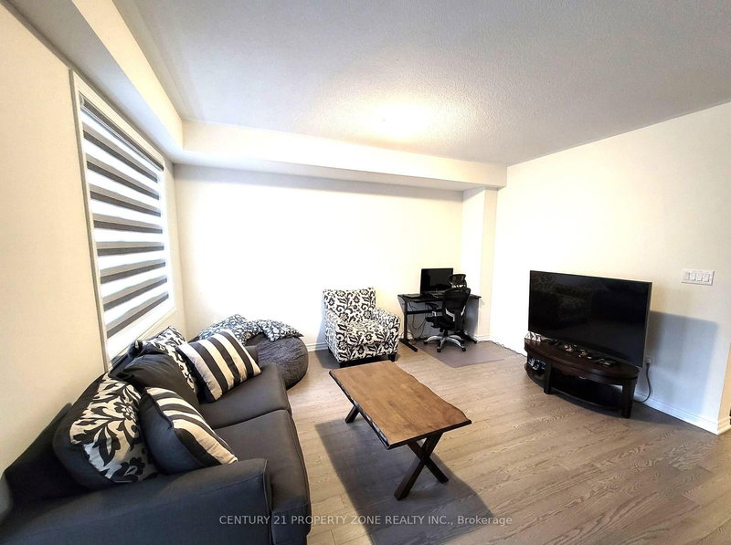 Upper - 41 Hashmi Pl, Brampton, L6Y 6J9 | Image 2