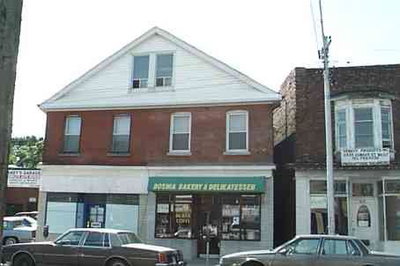 Semi-Detached House sold at 3333 Dundas Street, Toronto, Ontario, M6P2A6 - Junction Area - MLS: W113253