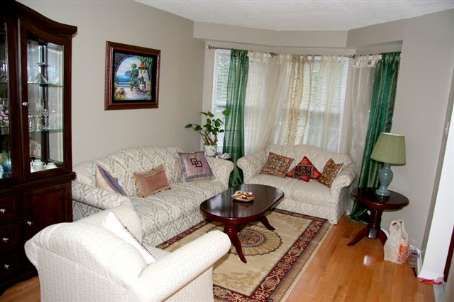 5710 Spangler Dr, Mississauga, L5R3N3 | Image 2