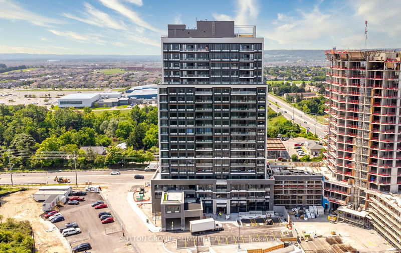 home for lease on 1101-8010 Derry Road