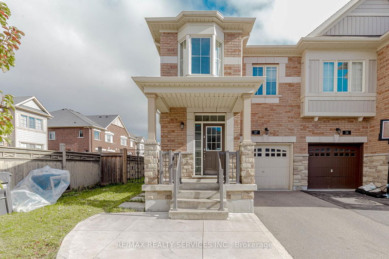 home for sale on 27 Biddens Square