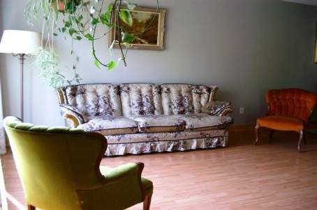 61 Greenbriar Rd, Brampton, L6S2A4 | Image 3