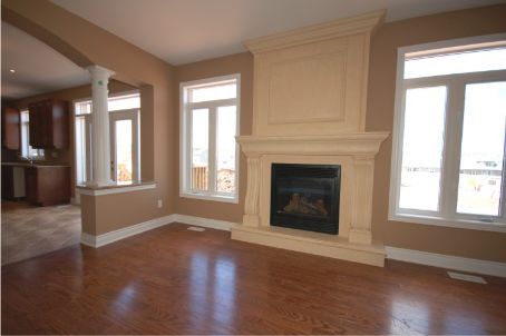 3260 Ribble Cres, Oakville, L6M0B1 | Image 2