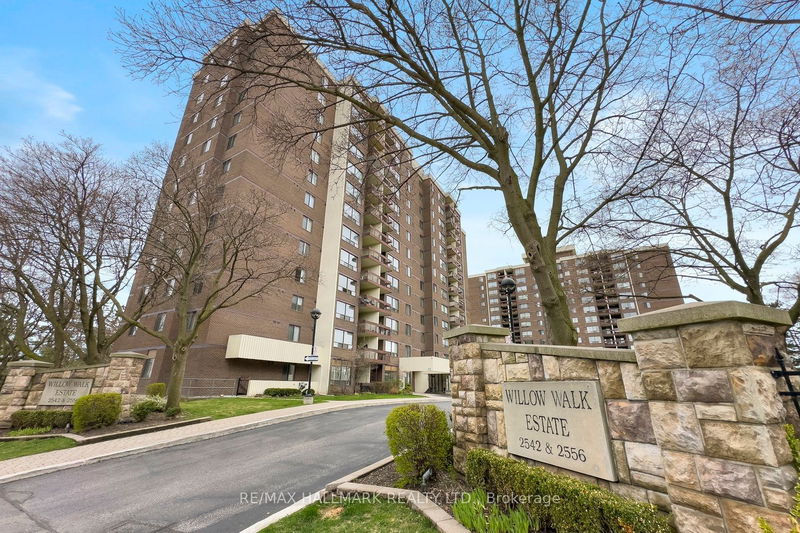 2542 Argyle Rd #801, Mississauga, Ontario (MLS W11530397)