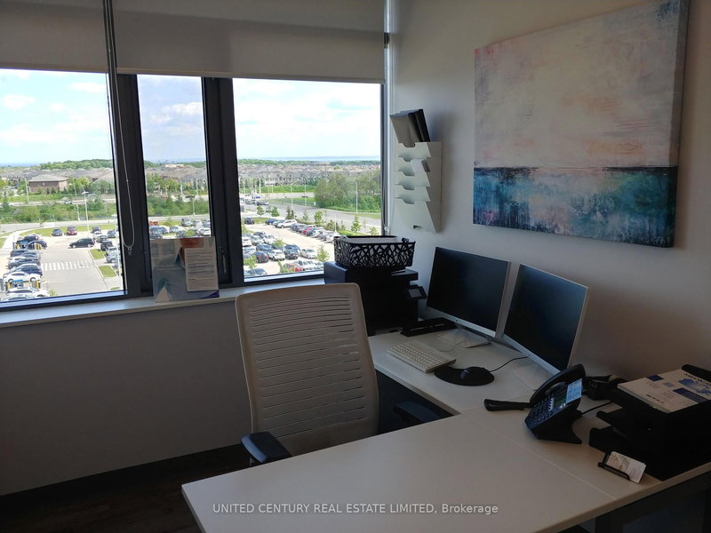 419 - 3075 Hospital Gate, Oakville, L6M 1M1 | Image 2