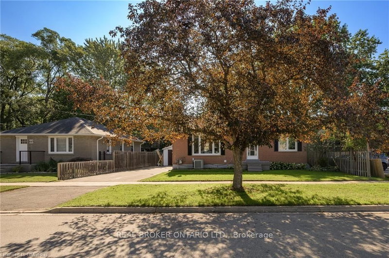 64 Florence Dr, Oakville, L6K 1V6 | Image 3
