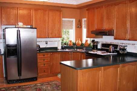 15 Trillium Terr, Halton Hills, L7J2W8 | Image 2