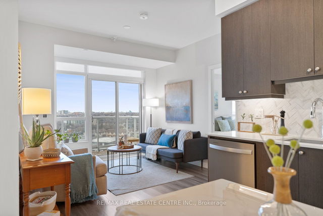 2101 - 10 Wilby Crescent
