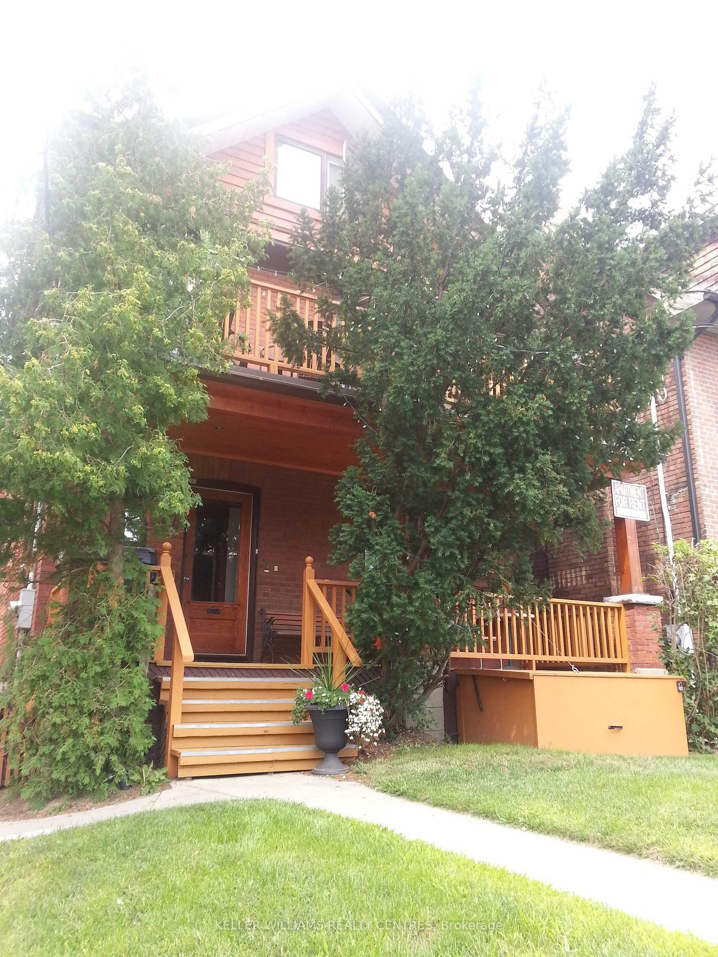 Detached House leased at Upper-74 Constance Street, Toronto, High Park-Swansea, M6R 1S6 - MLS: W11821799