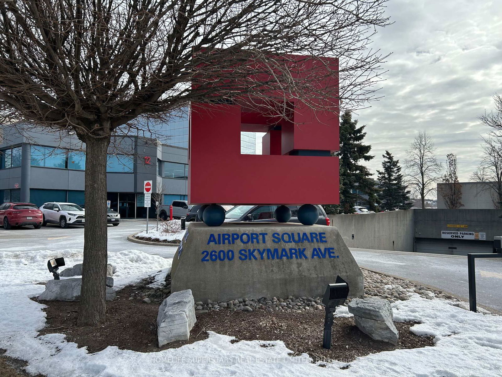 Building at 2600 SKYMARK Avenue, Mississauga, Airport Corporate