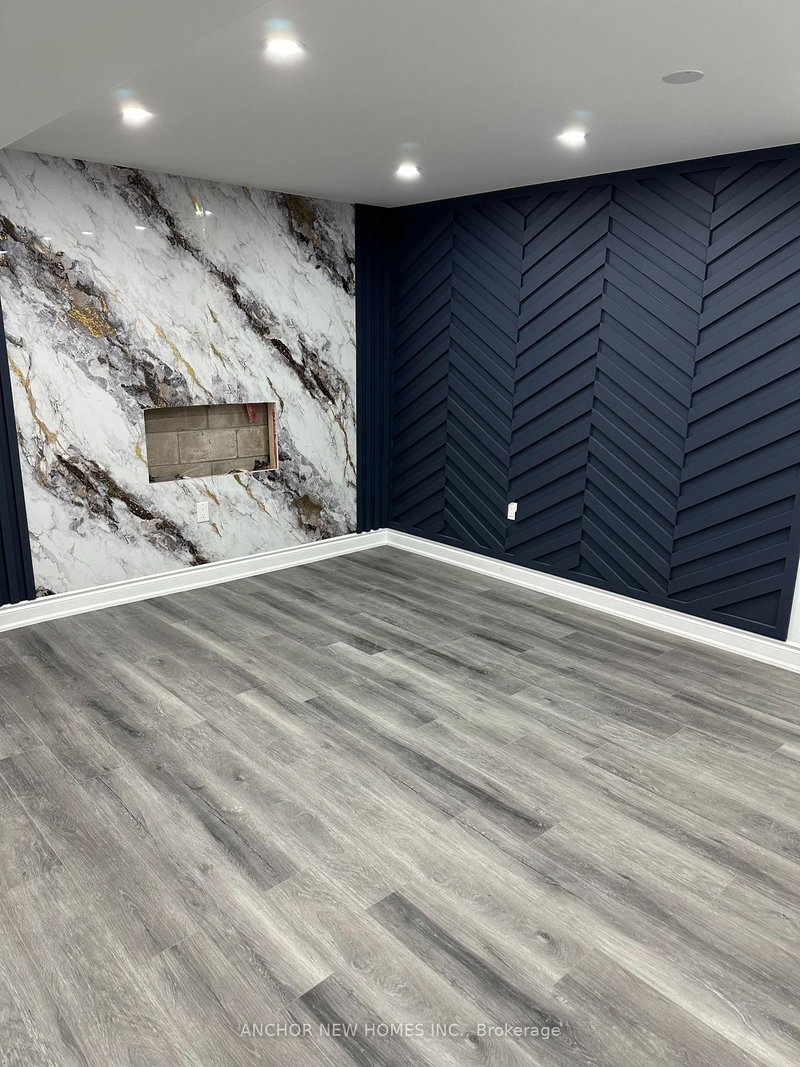 4205A Longmoor Dr, Burlington, L7L 5C7 | Image 2