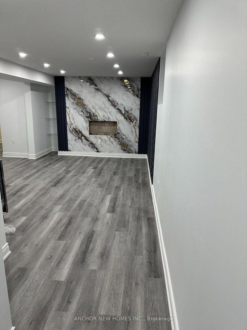 4205A Longmoor Dr, Burlington, L7L 5C7 | Image 3